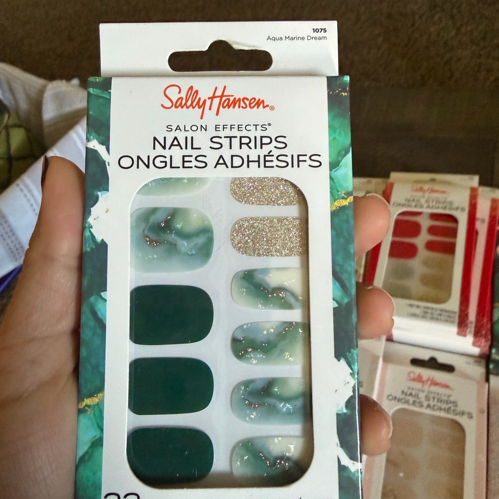 4 pack Sally Hansen Nail Strips - NWT - Picture 7 of 16